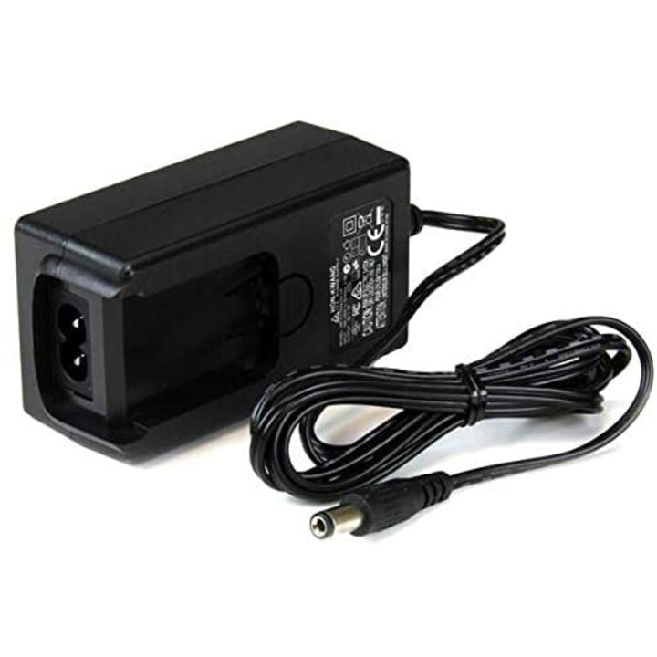 UNIVERSAL POWER SUPPLY STARTECH 5V 3A