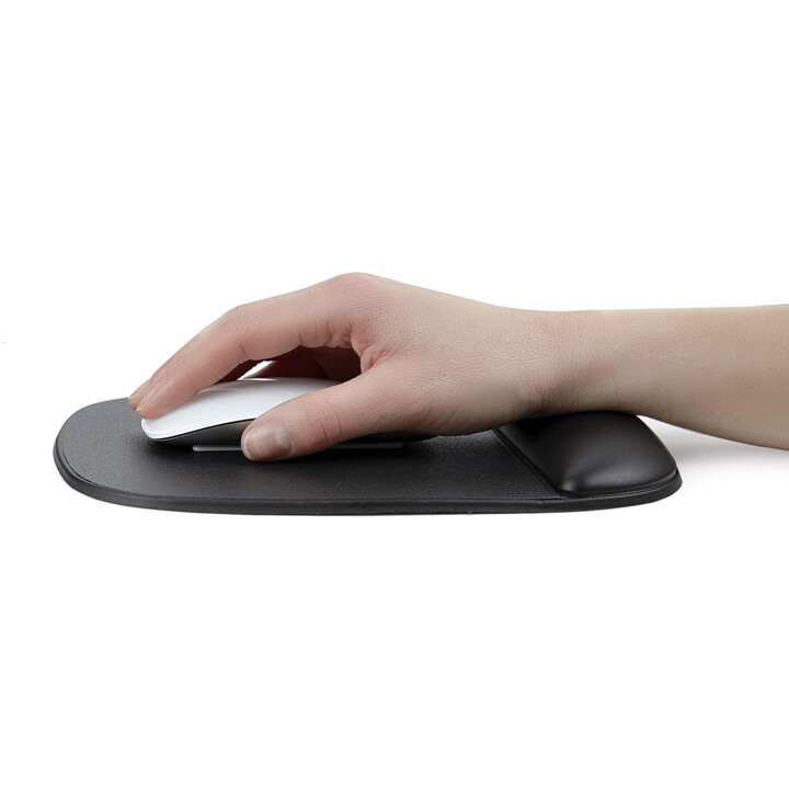 StarTech.com Mouse Pad with Hand rest, 6.7x7.1x 0.8in (17x18x2cm), Ergonomic Mouse Pad with Wrist Support, Desk Wrist Pad w/ Non