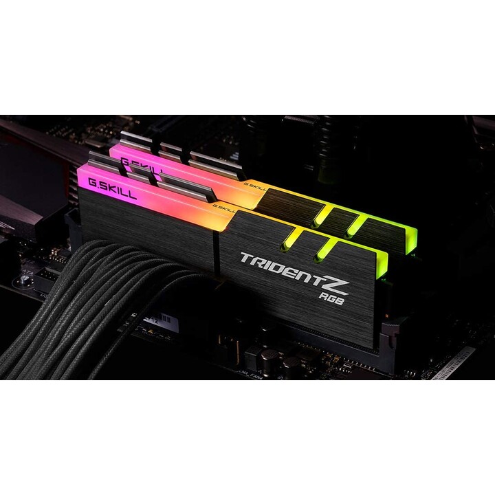 Modulo di memoria G.Skill Trident Z RGB F4-3600C16D-32GTZRC 32GB DDR4 3600 MHz