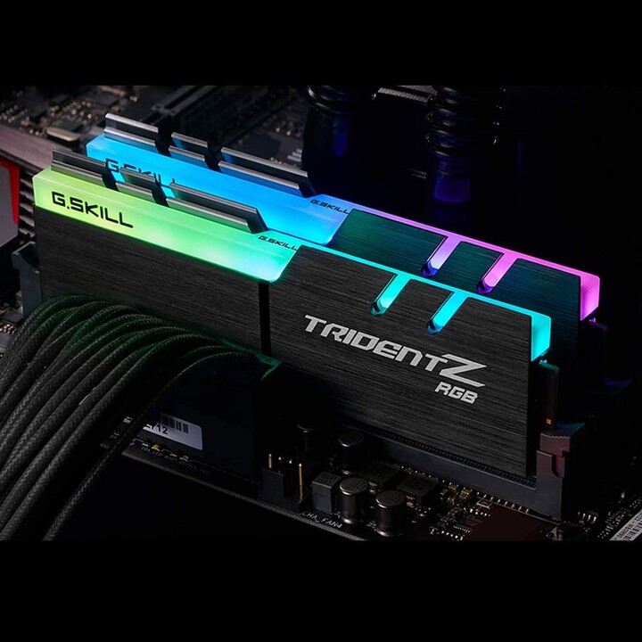 Modulo di memoria G.Skill Trident Z RGB F4-3600C16D-32GTZRC 32GB DDR4 3600 MHz