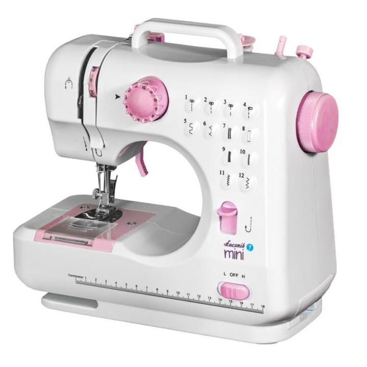 Mini Lucznik sewing machine
