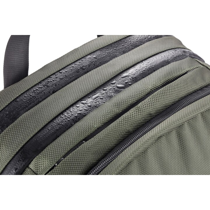 ZAINO XD DESIGNER BOBBY EXPLORE OLIVE P/N: P705.917