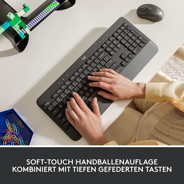 Logitech Signature K650 keyboard (wireless, graphite)