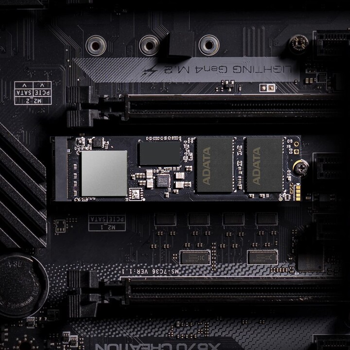 XPG GAMMIX S70 Blade M.2 2000 GB PCI Express 4.0 3D NAND NVMe