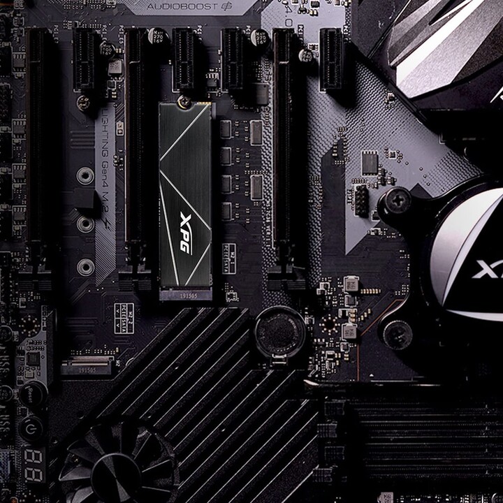 XPG GAMMIX S70 Blade M.2 2000 GB PCI Express 4.0 3D NAND NVMe