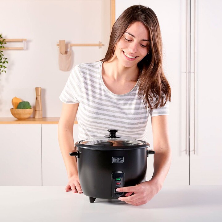 Panela De Arroz Black+Decker BXRC1800E