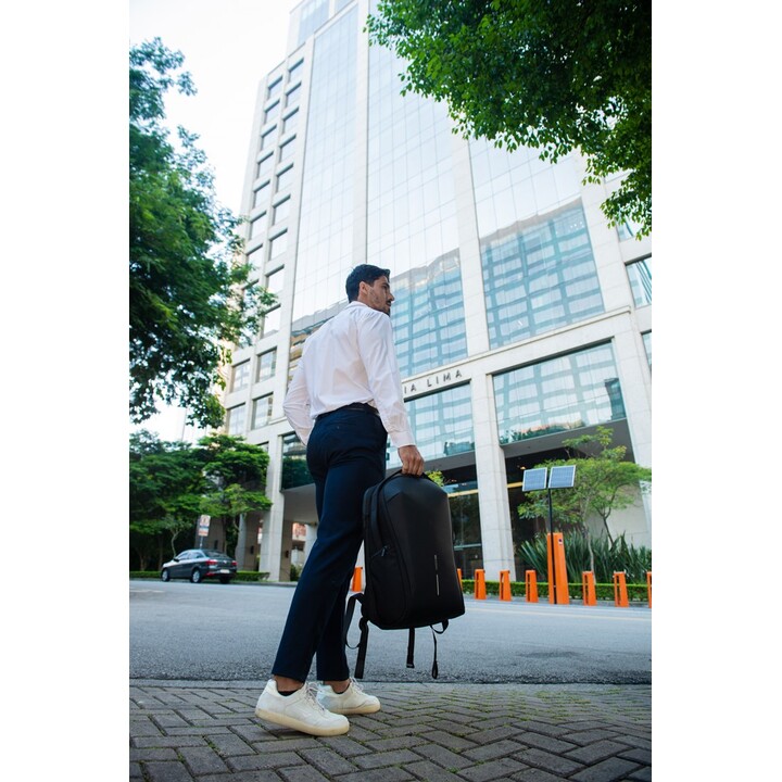 MOCHILA XD DESIGN BIZZ PRETA P/N: P705.931