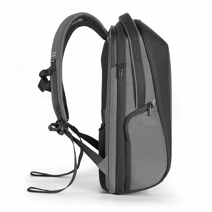 XD DESIGN BACKPACK BIZZ BACKPACK GRIS P/N: P705.932