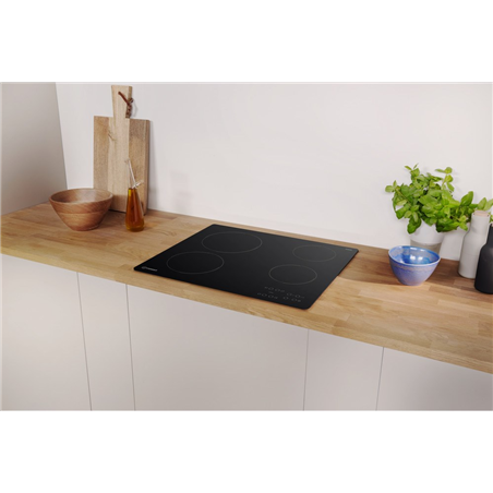 Indesit AAR 160C Nero Integrato 58cm Ceramico 4 Zone