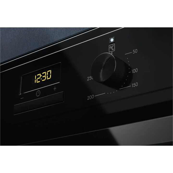 Electrolux EOD3H50BK 65L VOIR MULTIFONCTIONNELLE NOIR