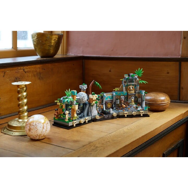 Lego Indiana Jones 77015 Temple Of The Golden Idol