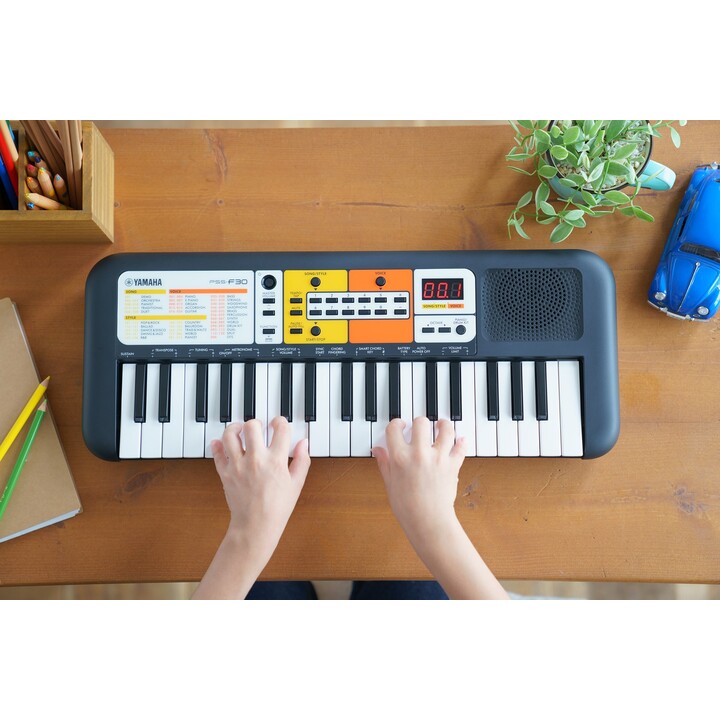 Sintetizador Yamaha PSS-F30 Sintetizador digital 37 Preto