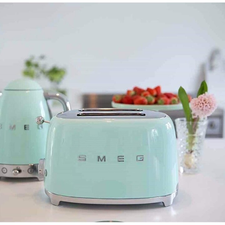 SMEG Tostador 2 Ranuras TSF02PGEU Verde