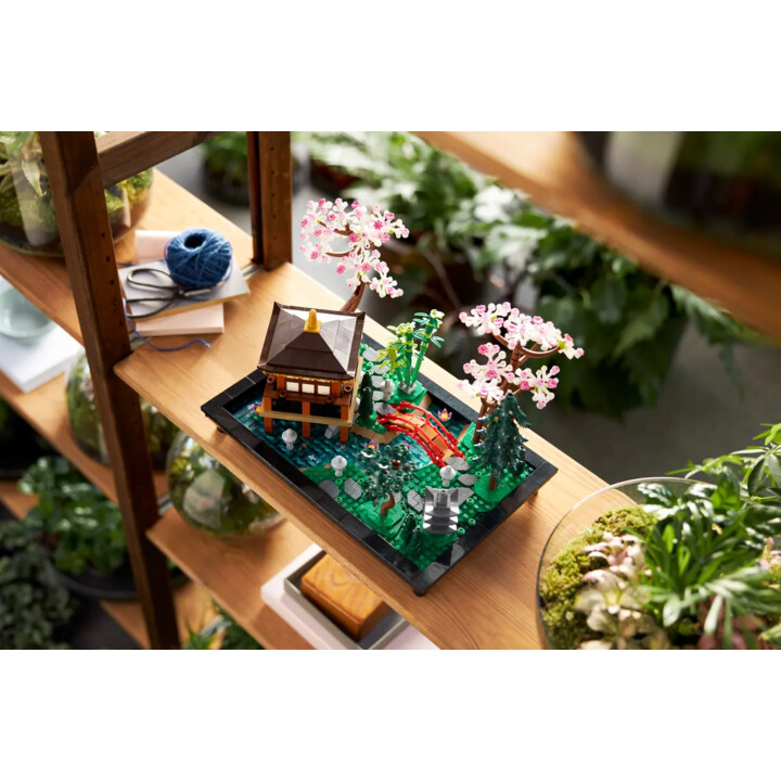 LEGO Icons 10315 Jardín Tranquilo