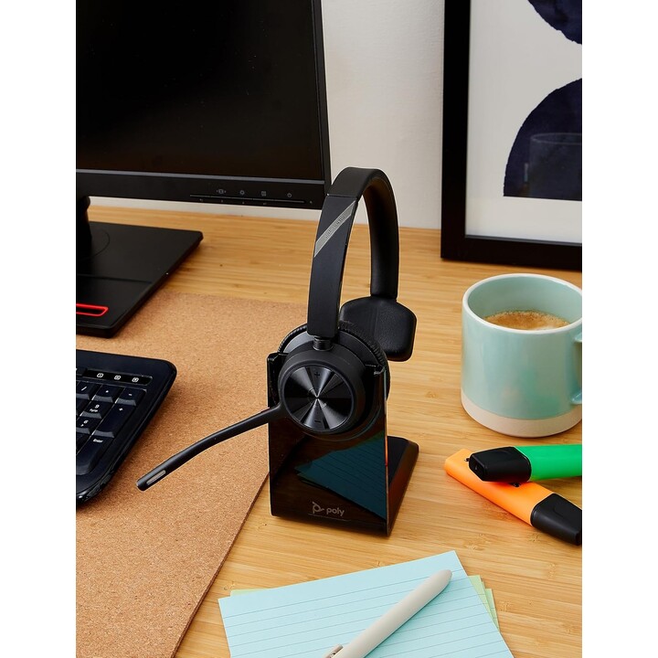 POLY Voyager 4310 UC Headphones Wireless Headband Office/Call Center USB Type A Bluetooth Charging Base Black