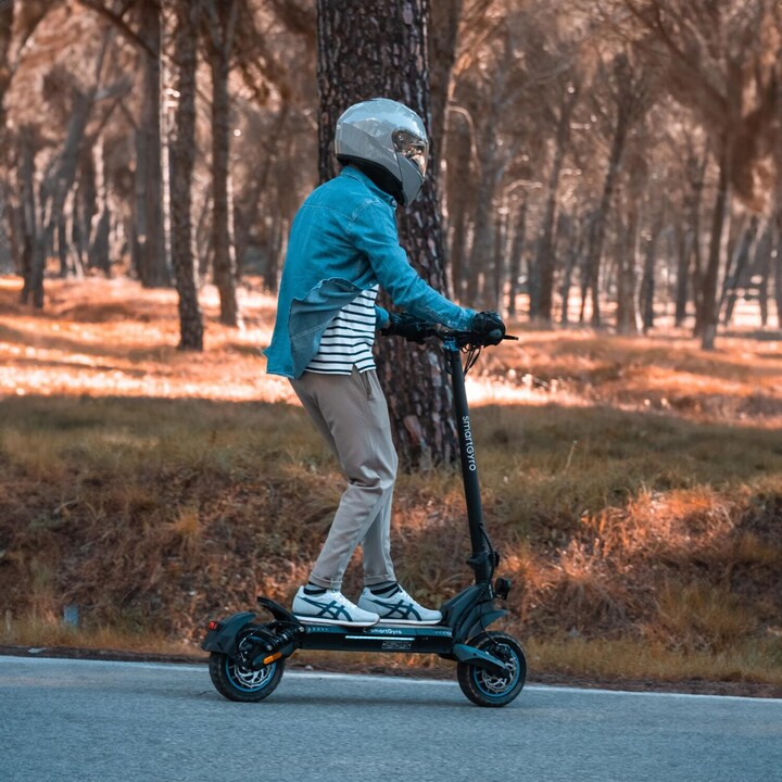 SmartGyro CrossOver Dual Max Electric Scooter / 1000W Motor / 10 Wheels / 25km/h / Autonomy 60km / Black