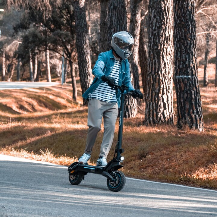 SmartGyro CrossOver Dual Max Electric Scooter / 1000W Motor / 10 Wheels / 25km/h / Autonomy 60km / Black