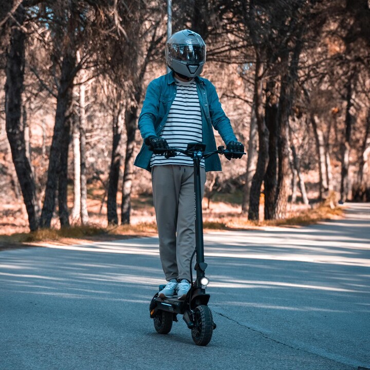 SmartGyro CrossOver Dual Max Electric Scooter / 1000W Motor / 10 Wheels / 25km/h / Autonomy 60km / Black