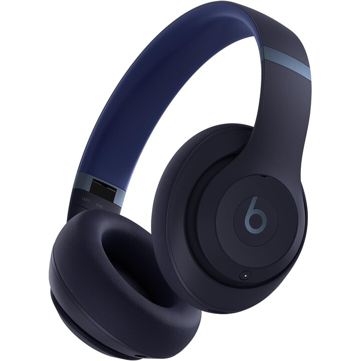 Beats Studio Pro com microfone Navy