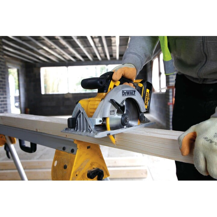DeWALT DCS391NT sierra circular portátil Negro, Plata, Amarillo 16,5 cm 3700 RPM